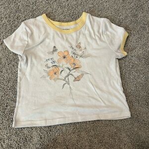 Arizona Jean Company White and Yellow Short Sleeve Tee with Floral Design
